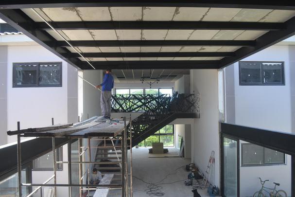 Hotel com 64 apartamentos ainda est em obras, mas uma ala j est concluda e recebe a delegao do Retr at o fim da Srie A2