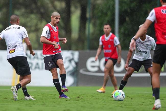 Fotos do primeiro treino de Hulk no Atlitco