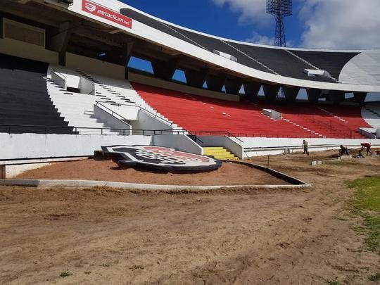 Estreia do Arruda na temporada 2020 acontece no sbado, s 19h, em um jogo do Santa Cruz pelo Campeonato Pernambucano, contra o Petrolina. Equipe corre contra o tempo para finalizar pintura e obra a tempo do jogo.