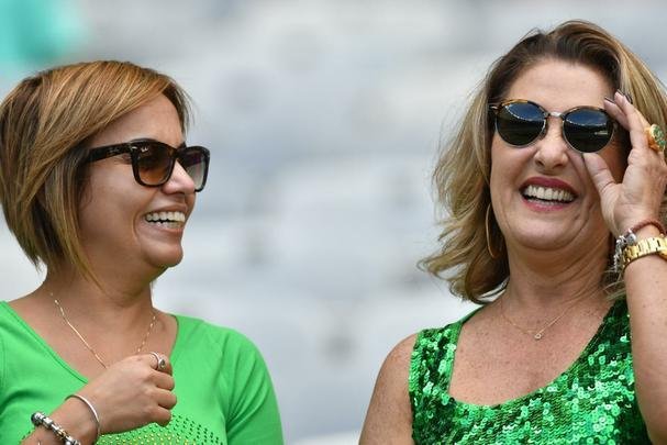 Torcedores no jogo deste sbado, no Mineiro