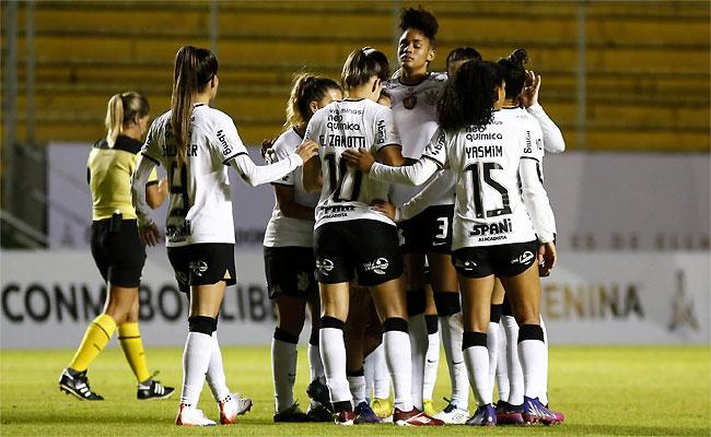 Corinthians não tomou conhecimento do Olimpia e avançou com goleada