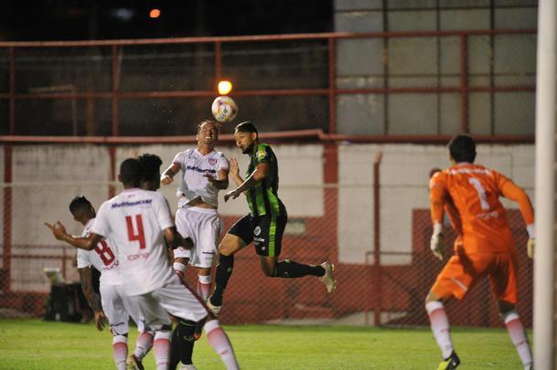 As melhores fotos do duelo entre Villa Nova e Amrica, em Nova Lima, pelo Mineiro