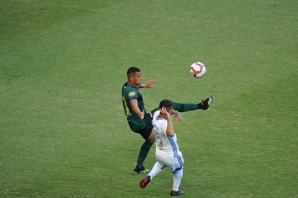 Amrica e Cruzeiro se enfrentaram pelo Campeonato Mineiro