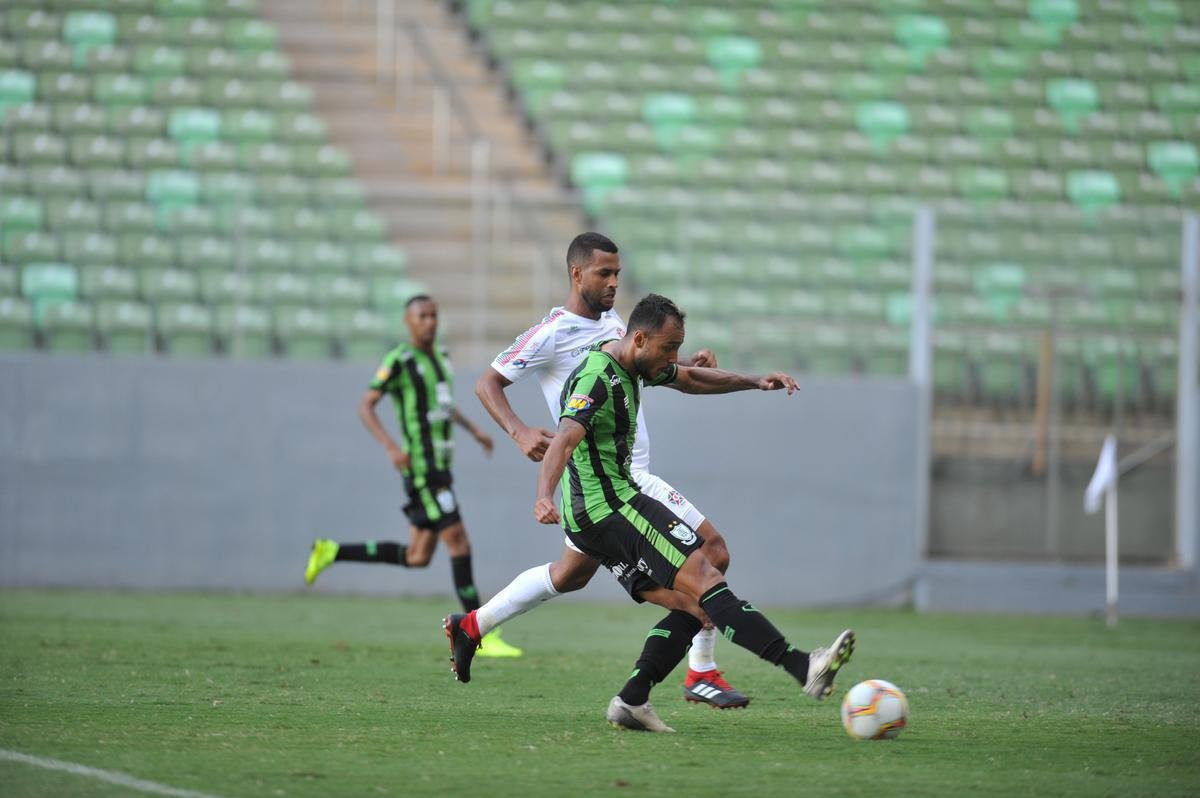 Amrica e Boa Esporte empataram em jogo movimentado no Independncia 