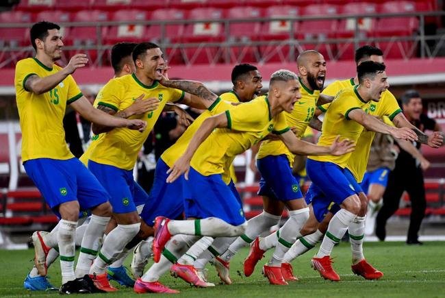 Fotos da vit�ria do Brasil sobre o M�xico, na semifinal do futebol masculino