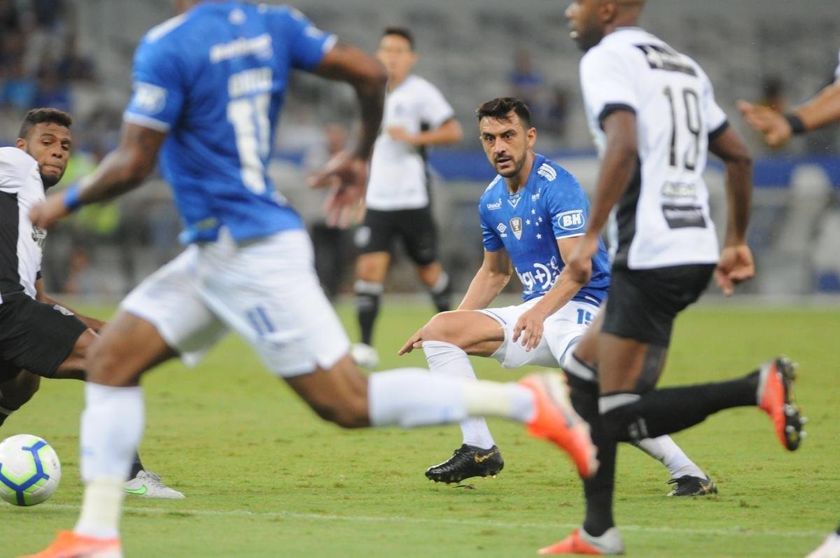 Equipes se enfrentam pela 2 rodada do Campeonato Brasileiro