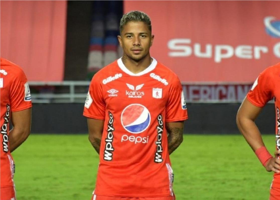 
Yesus Cabrera - O meia de 30 anos marcou cinco gols nesta temporada. Na ltima partida do Amrica, balanou as redes e foi expulso na derrota para o Millonarios. Est no Amrica desde 2018.