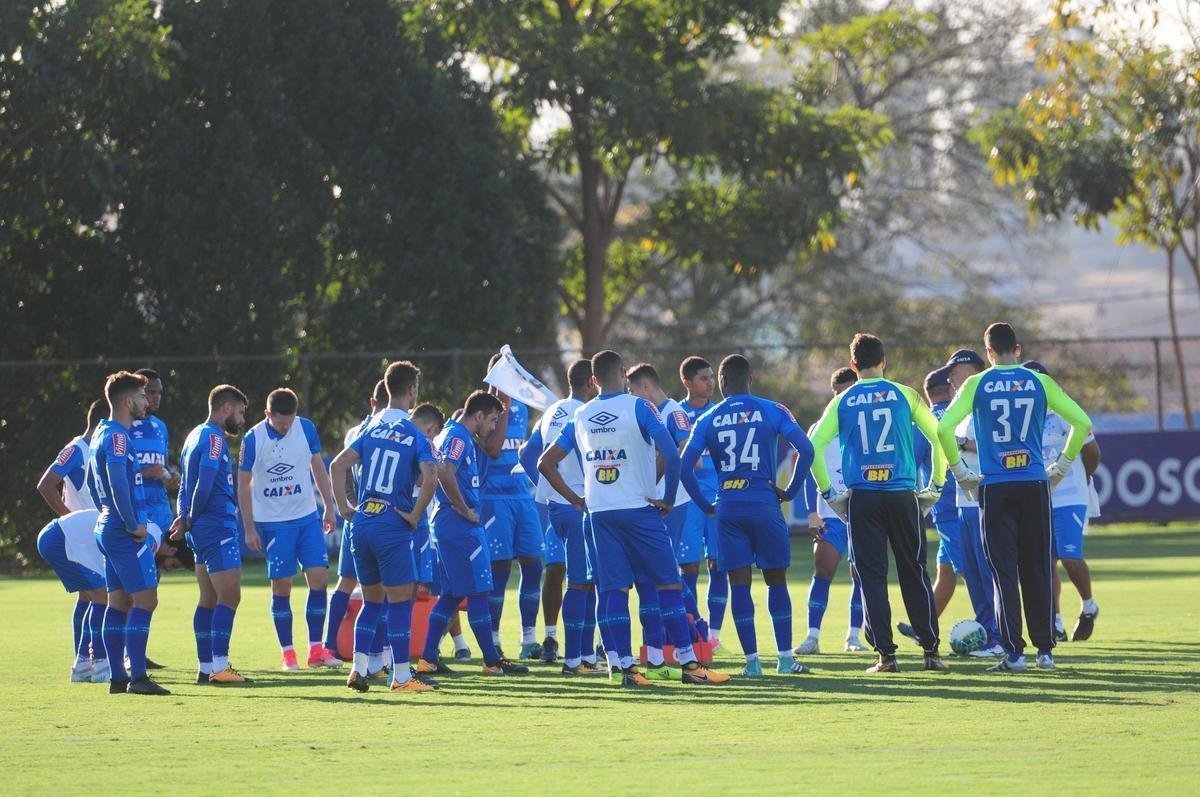 Fotos do ltimo treino do Cruzeiro antes do jogo contra o Grmio pela Primeira Liga (Gladyston Rodrigues/EM D.A Press)