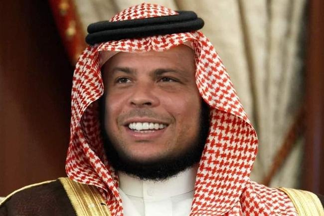 Memes: Ronaldo compra 90% das aes da SAF do Cruzeiro