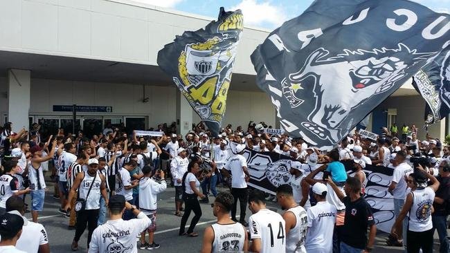 Imagens da chegada de Diego Tardelli