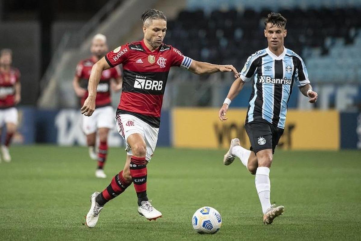 Fotos do jogo entre Grmio e Flamengo, na Arena do Grmio, em Porto Alegre, pela segunda rodada do Campeonato Brasileiro (23/11/2021)