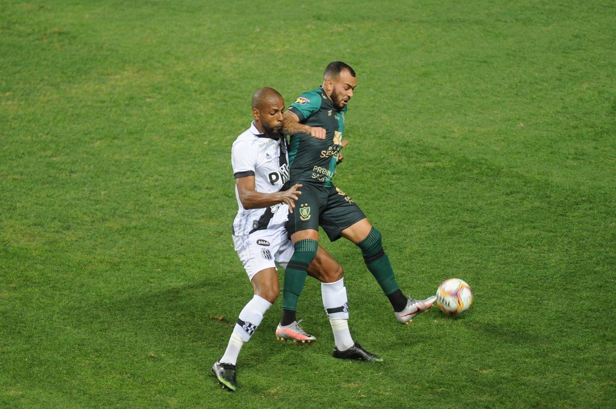 Amrica x Ponte Preta: veja fotos do jogo no Independncia