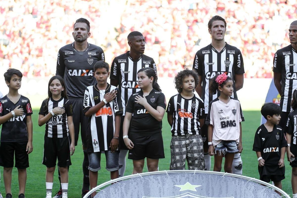 Imagens do duelo entre Flamengo e Atlético, no Maracanã, pela 26ª rodada do Brasileiro