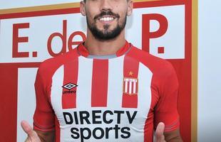Fabin Noguera - zagueiro se transferiu do Santos para o Estudiantes