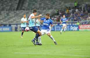 Rafael Sobis (atacante) - 23 gols