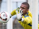 Cruzeiro: goleiro Anderson fratura costela e inicia tratamento