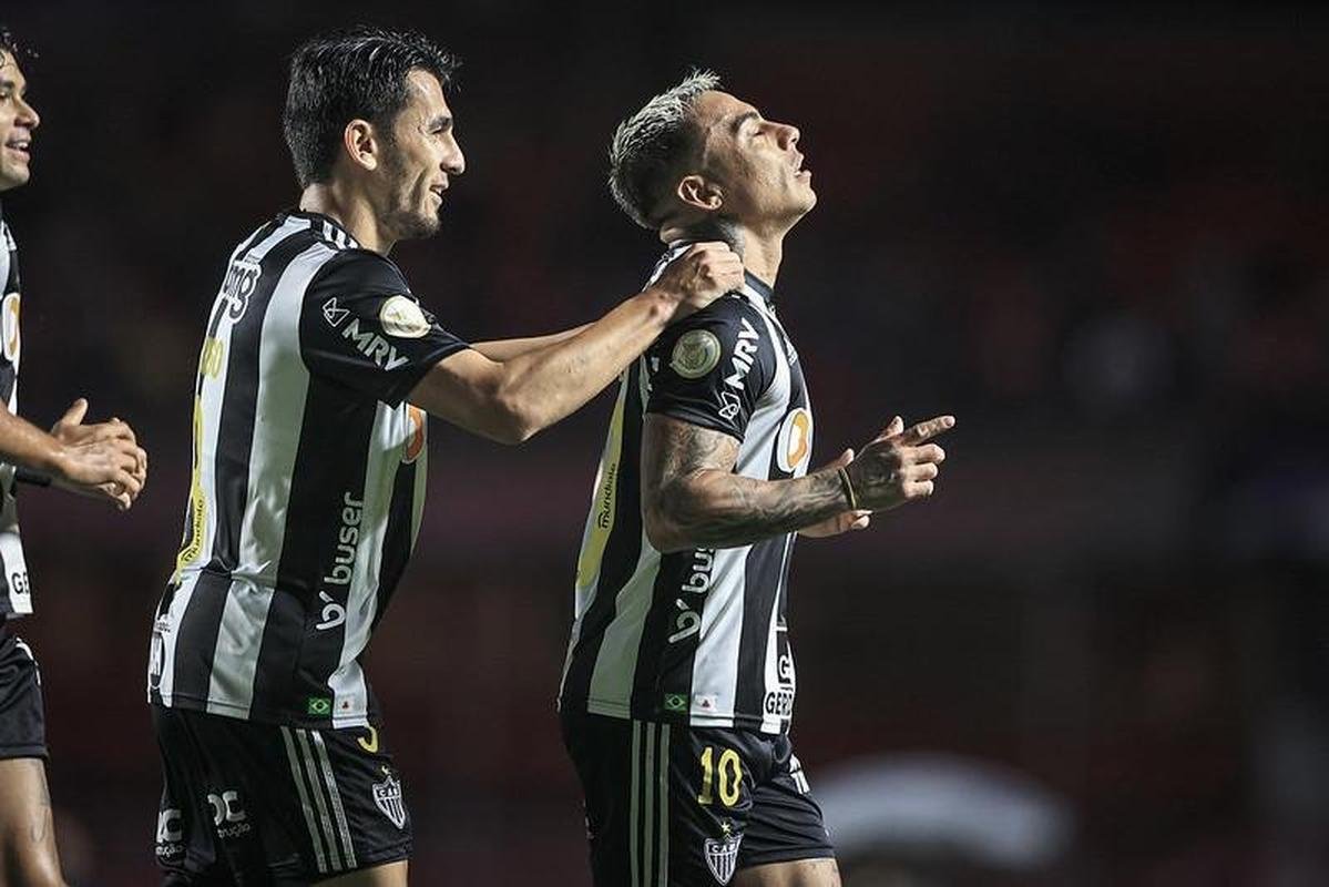 So Paulo e Atltico se enfrentaram nesta tera-feira (1/11) pela 35 rodada do Campeonato Brasileiro