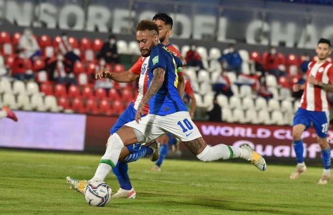 Brasil visitou o Paraguai no Defensores del Chaco, pelas Eliminatrias Sul-Americanas