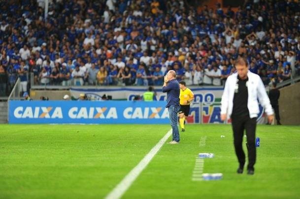 Primeiro tempo terminou com empate por 1 a 1 no Mineiro