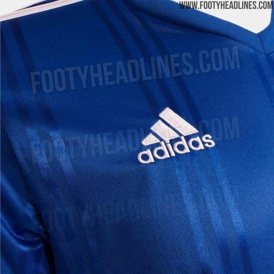 Site www.footyheadlines.com obteve fotos da camisa azul do Cruzeiro de 2020, confeccionadas pela Adidas