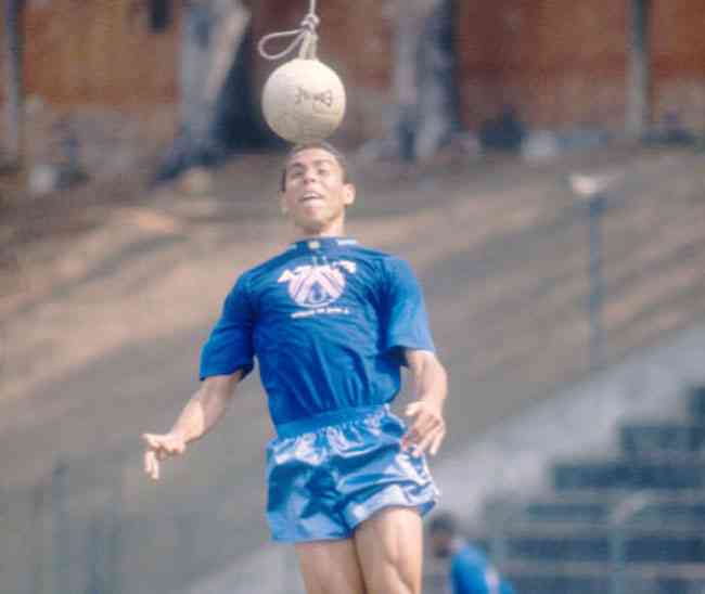 Ronaldo durante treino na Toca em 1994