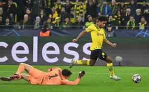 Atacante Karim Adeyemi foi o autor do gol da vitria do Dortmund sobre o Chelsea