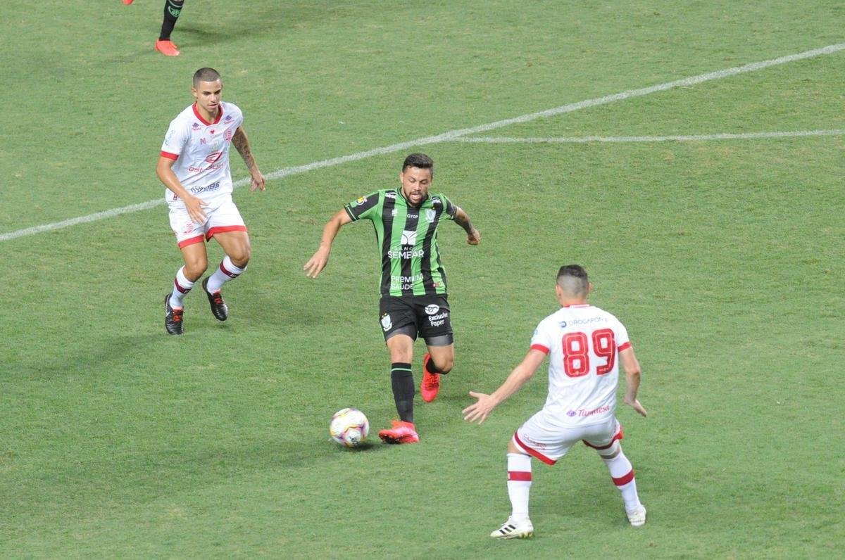 Amrica x Nutico: fotos do jogo desta sexta-feira (09/10), no Independncia, pela 15 rodada da Srie B