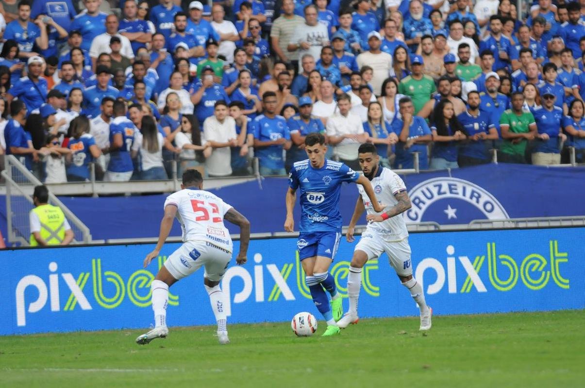 Fotos da partida entre Cruzeiro e Bahia, no Mineir�o, pela 20� rodada da S�rie B do Brasileiro