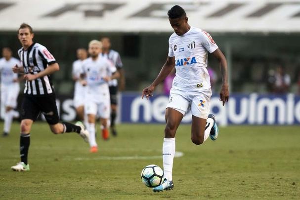 O Santos venceu o Atlético por 3 a 1 neste sábado, em jogo da 32ª rodada do Campeonato Brasileiro