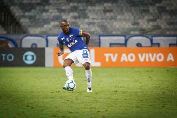 Manoel: zagueiro, de 28 anos, fez 20 jogos na temporada, 19 como titular. O jogador  o reserva imediato da dupla titular Ded e Leo. Na temporada, marcou um gol, deu uma assistncia e recebeu dois cartes amarelos.