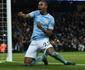 Fernandinho enaltece Pep Guardiola e diz que vive a melhor fase de sua carreira