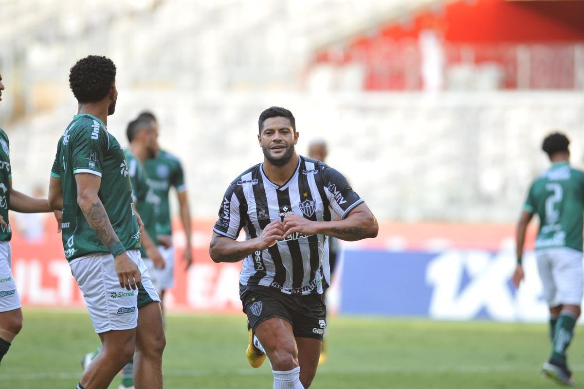 Fotos do jogo de ida da semifinal do Campeonato Mineiro, entre Caldense e Atltico, no Mineiro, em Belo Horizonte