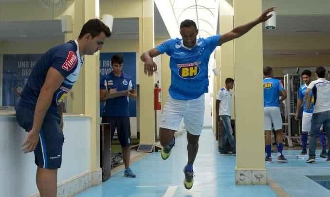 Cruzeiro se reapresentou nesta quarta-feira, na Toca da Raposa II, com novidades