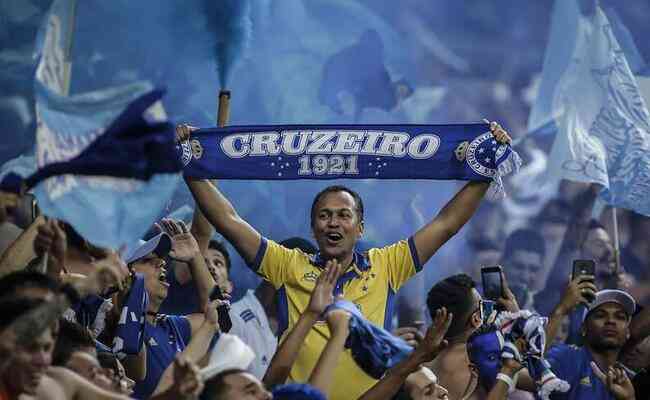Cruzeiro lidera ranking mundial de crescimento de média de público
