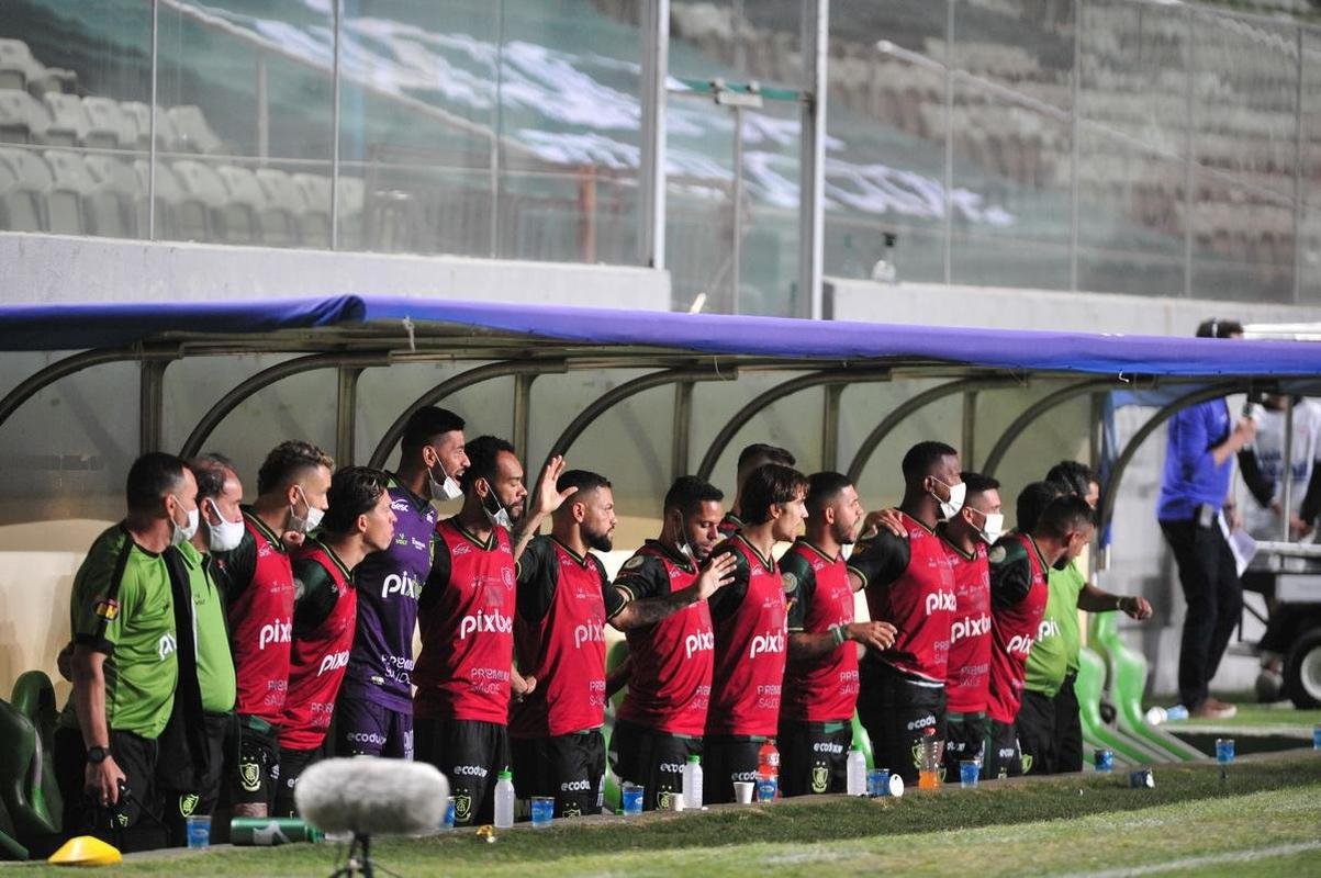 Fotos da vitria do Amrica sobre o Fortaleza, por 2 a 1, no Independncia, pela 29 rodada da Srie A do Campeonato Brasileiro