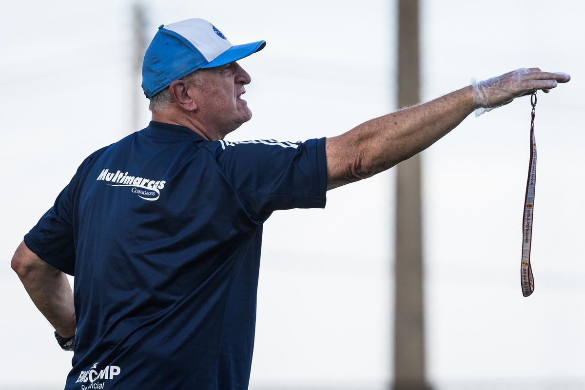 Cruzeiro treinou na tarde desta terça-feira (1/12), na Toca da Raposa II, e encerrou sua preparação para enfrentar o América, no Independência, pela 25ª rodada da Série B