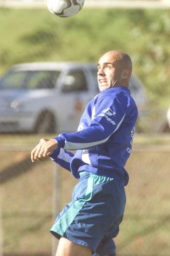 Oito títulos - Cris (zagueiro) - Período: 1999 a 2004. Conquistas: Copa Centro-Oeste (1999)
Copa do Brasil (2000 e 2003), Copa Sul-Minas (2001 e 2002), Campeonato Mineiro (2003 e 2004), Campeonato Brasileiro (2003).