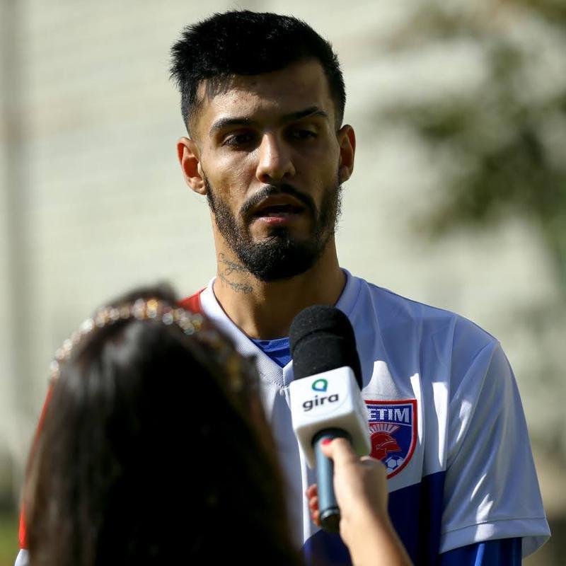 Com jogadores conhecidos da torcida mineira, como o zagueiro Edcarlos o meio-campista Leandro Domingues, o Betim apresentou o elenco nessa segunda-feira (21)
