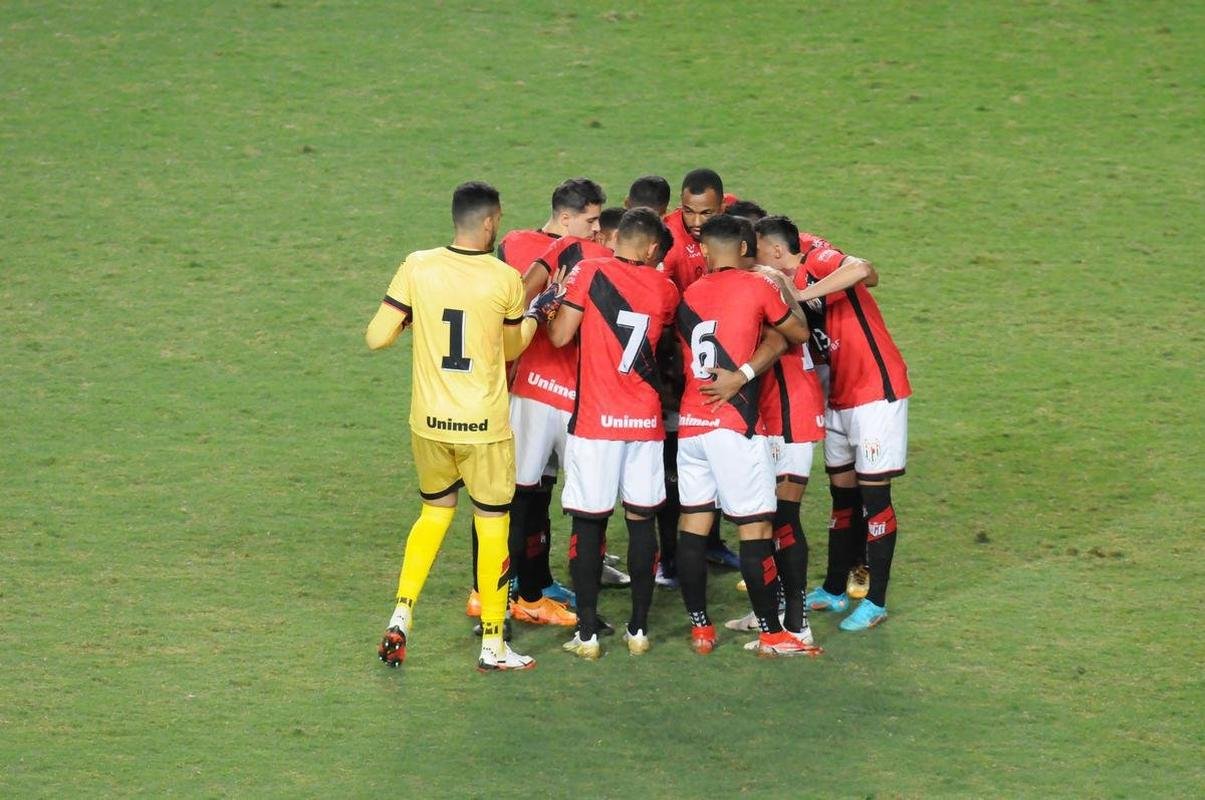 Fotos da vitria do Atltico por 2 a 0 sobre Atltico-GO pelo Campeonato Brasileiro