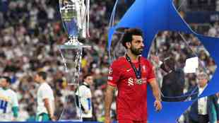 Fotos da decepção do Liverpool com a perda do título da Liga dos Campeões