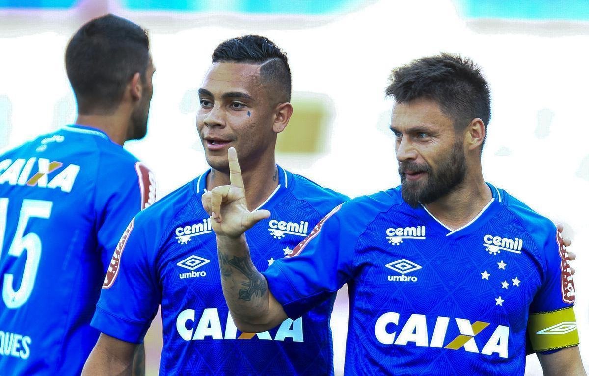 Confira imagens da partida entre Atltico-GO e Cruzeiro
