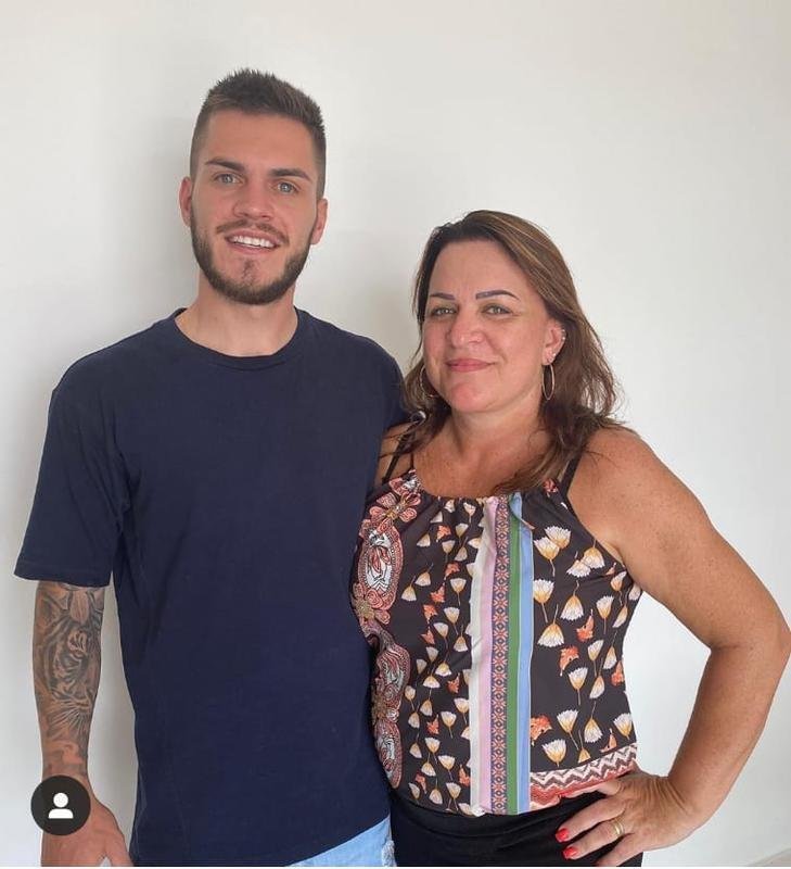 Meia Nathan, do Atltico, e a me