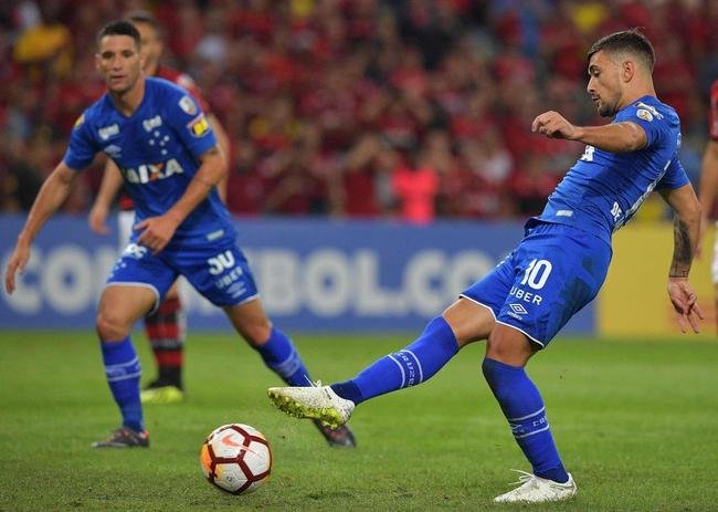 Fotos da vit�ria do Cruzeiro sobre o Flamengo por 2 a 0, nesta quarta-feira, no Maracan�. Gols de Arrascaeta e Thiago Neves garantiram ao time celeste vantagem nas oitavas de final da Copa Libertadores