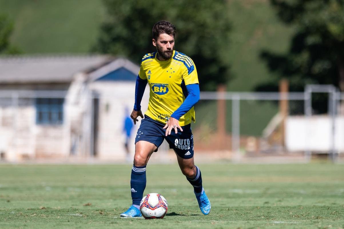 Cruzeiro empatou por 1 a 1 com o Boavista-RJ em jogo-treino realizado neste sbado (22/5), na Toca da Raposa II. Rafael Sobis marcou o gol celeste, enquanto Douglas Pedroso fez para a equipe do Rio de Janeiro.