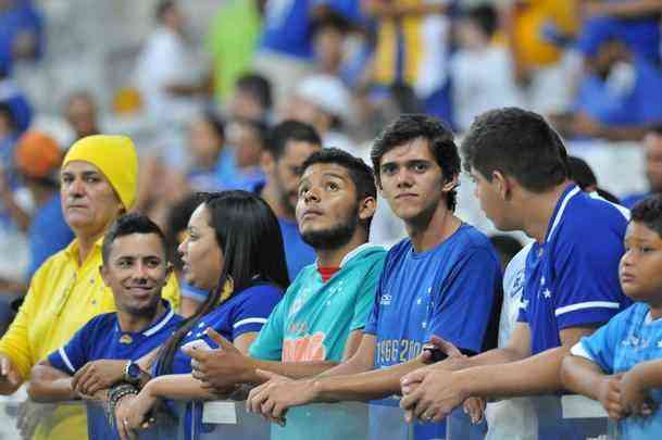 Imagens do jogo entre Cruzeiro e Uberlndia no Mineiro