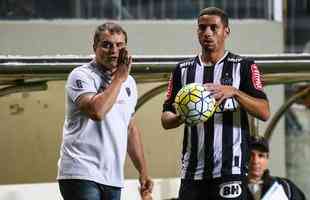 Gabriel - Zagueiro revelado pelo clube atuou com Diego Aguirre como lateral-direito