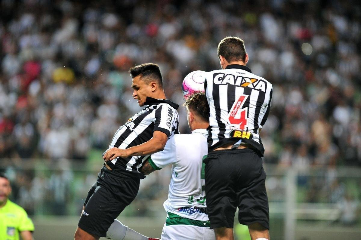 Imagens do clssico de ida da semifinal do Mineiro, entre Atltico e Amrica, no Independncia