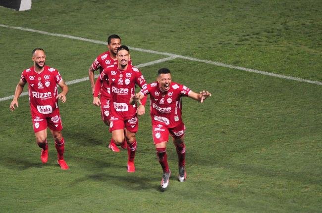 Fotos de Cruzeiro x Vila Nova-GO, no Independncia, em Belo Horizonte, pela 33 rodada da Srie B