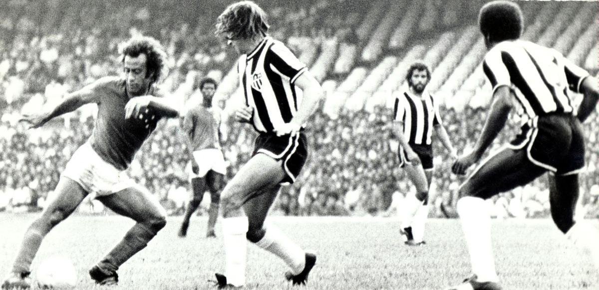 6 - Atltico 1 x 2 Cruzeiro (15 de dezembro de 1974, pelo Campeonato Mineiro) - 109.363 torcedores