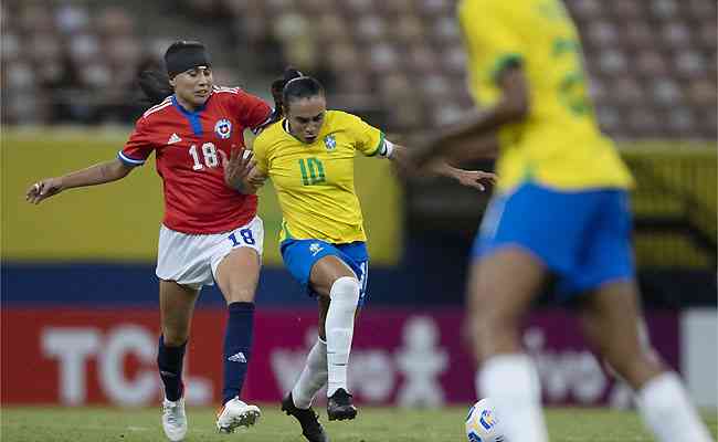 Com Marta, Seleção domina o Chile e conquista o torneio em Manaus com três vitórias 